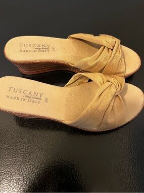 Tuscany Gold Knotted Wedge Slide Sandals